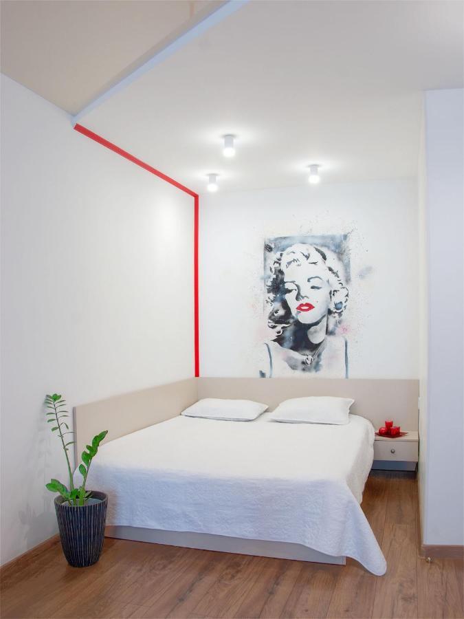Monro Apartment Львов Экстерьер фото