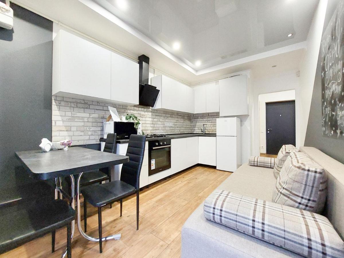 Monro Apartment Львов Экстерьер фото